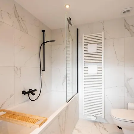 Spacious Penthouse For 8 People In The Centre Apartman Ostende