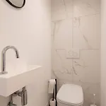 Spacious Penthouse For 8 People In The Centre Апартаменти Остенде