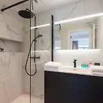 Spacious Penthouse For 8 People In The Centre *