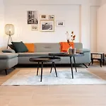 Апартаменти Spacious Penthouse For 8 People In The Centre Остенде