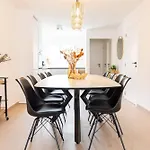 Spacious Penthouse For 8 People In The Centre Остенде