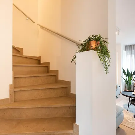 Appartement Spacious Penthouse For 8 People In The Centre