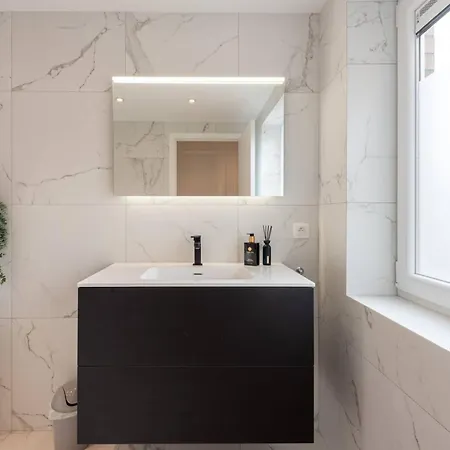 Spacious Penthouse For 8 People In The Centre Oostende