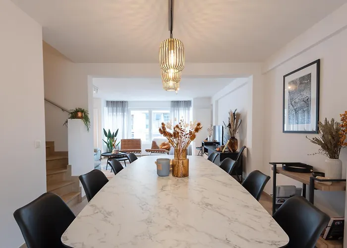 Spacious Penthouse For 8 People In The Centre Oostende