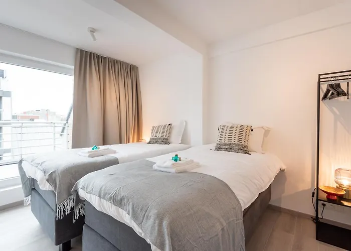 Spacious Penthouse For 8 People In The Centre * 奥斯滕德