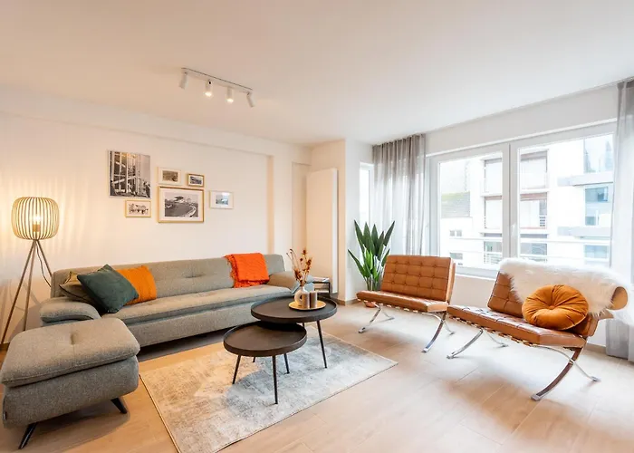 Spacious Penthouse For 8 People In The Centre Lägenhet *