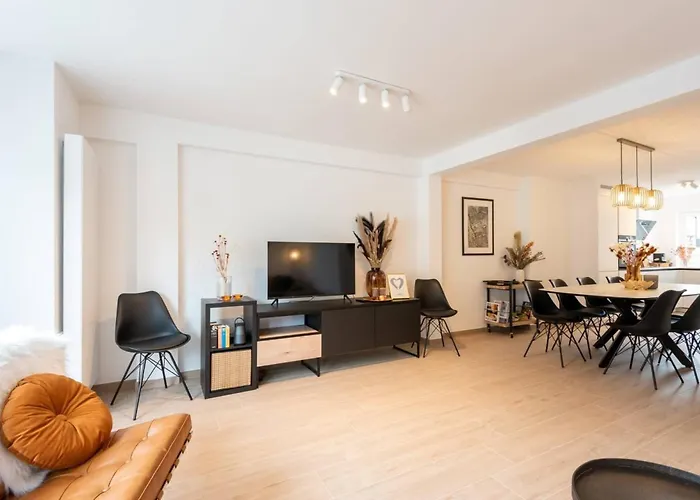 公寓 Spacious Penthouse For 8 People In The Centre *