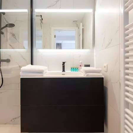 公寓 Spacious Penthouse For 8 People In The Centre