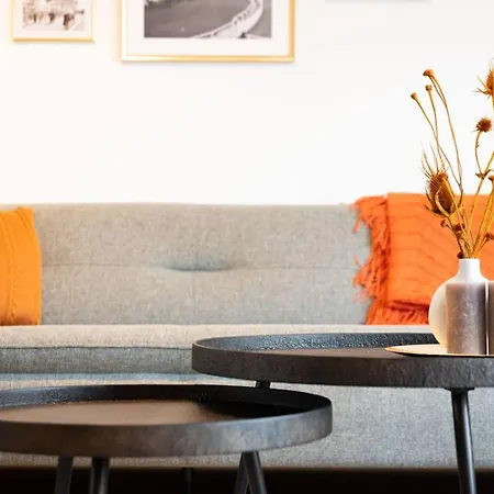 Spacious Penthouse For 8 People In The Centre 公寓