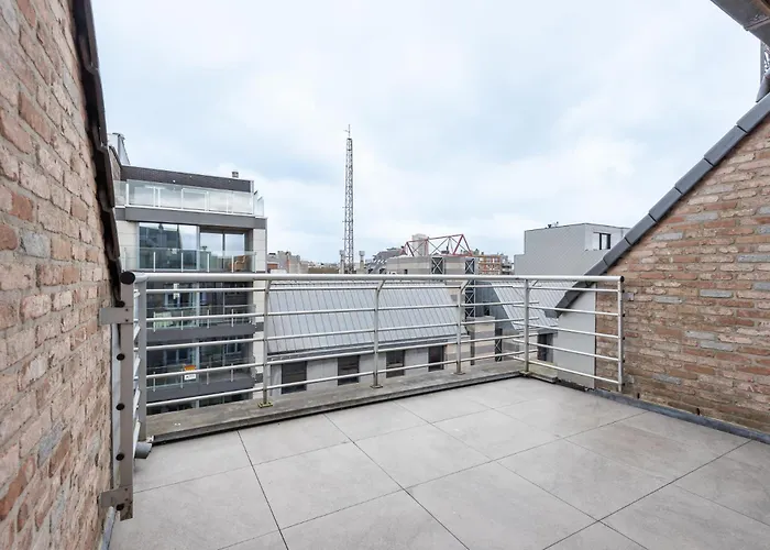 Spacious Penthouse For 8 People In The Centre Apartment Ostende