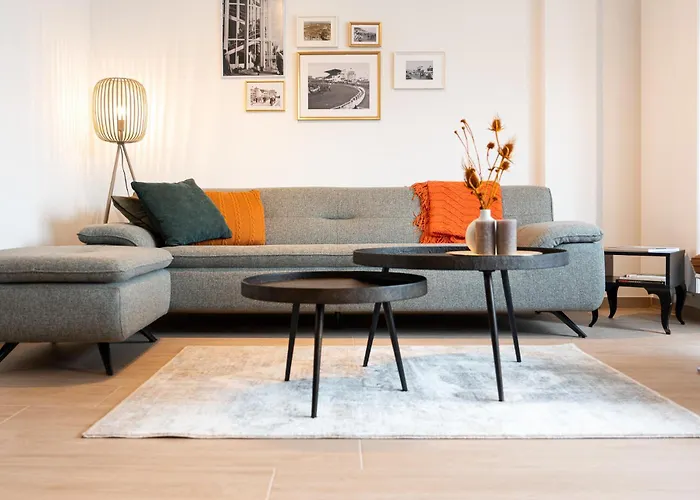 Spacious Penthouse For 8 People In The Centre