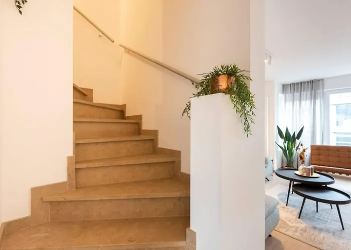 Spacious Penthouse For 8 People In The Centre *