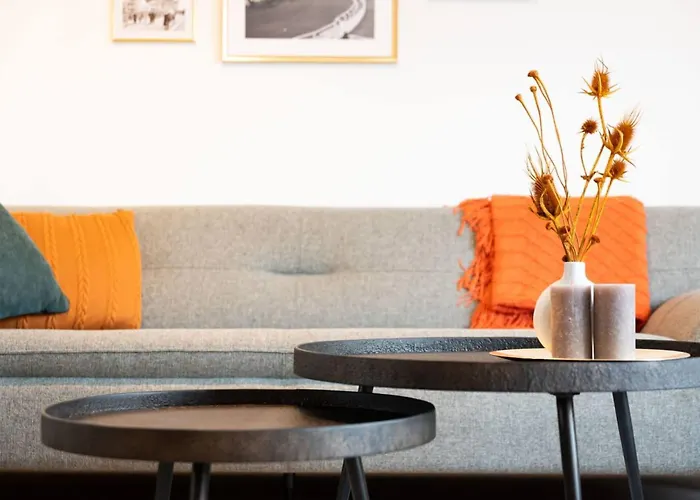 Spacious Penthouse For 8 People In The Centre Apartment