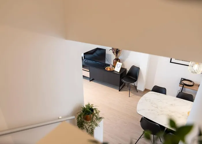 Spacious Penthouse For 8 People In The Centre Ostende