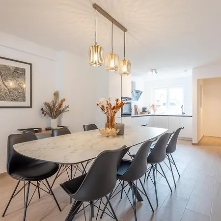 Appartement Spacious Penthouse For 8 People In The Centre Oostende